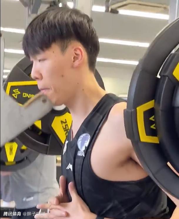 与朋友夫妻交换性